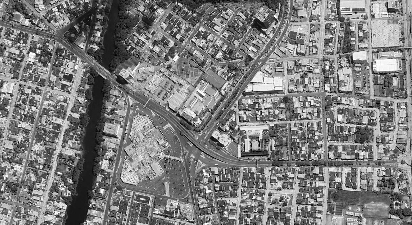 galeria12-plaza-danin-ubitat-proyecto